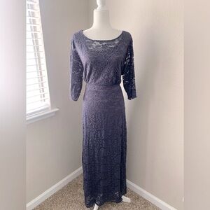 Elegant Lace Evening Dress